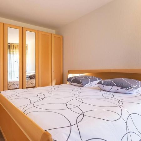 Superbe Appartement Spacieux Avec Parking Gratuit Ильзак Экстерьер фото